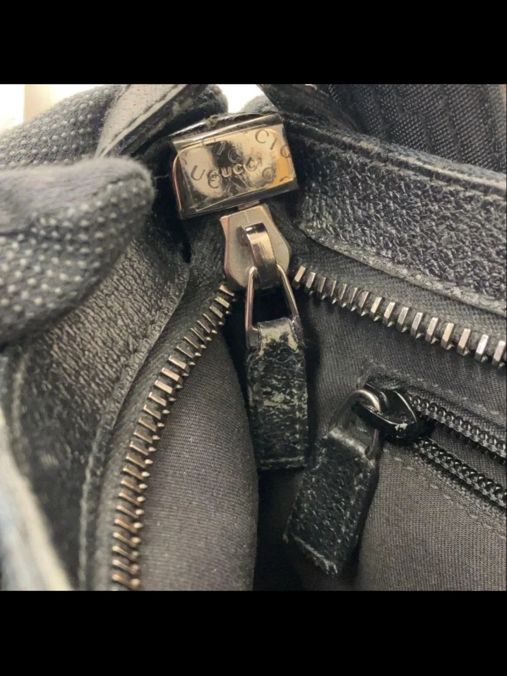 Gucci Black GG Canvas Messenger Shoulder Bag